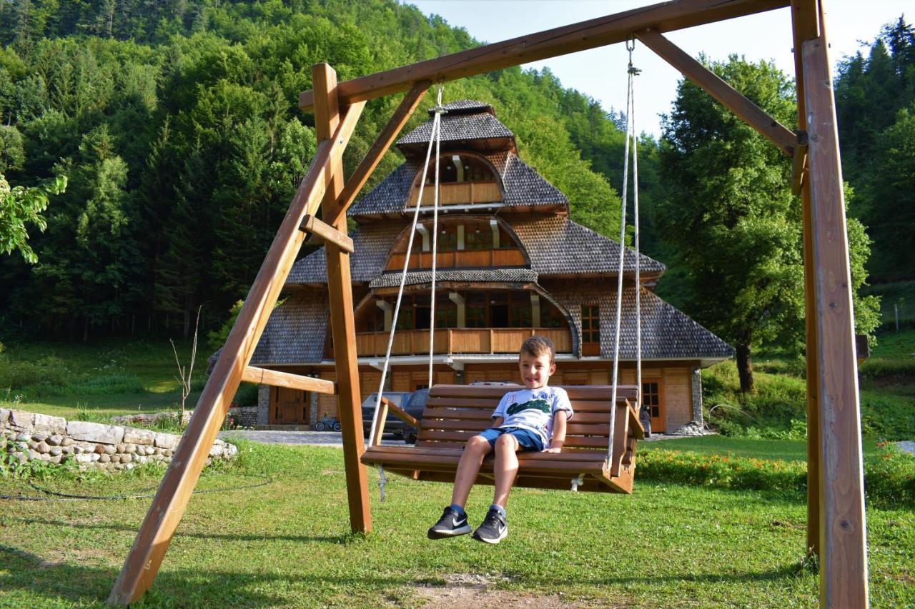 Hotel Oka I Po Berane Buitenkant foto